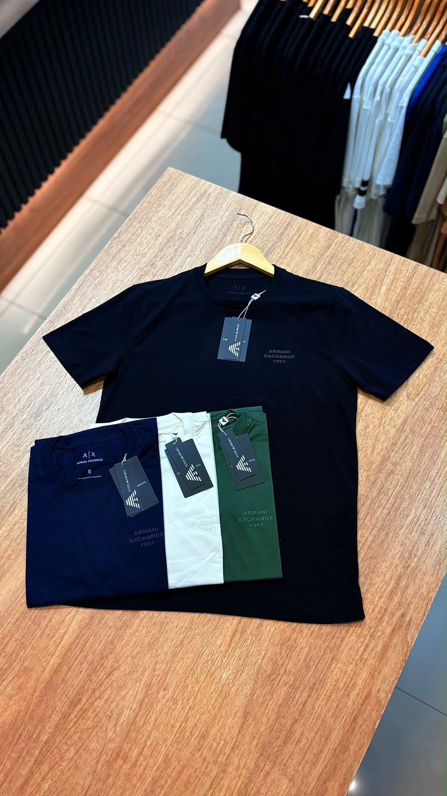 Armani Exchange — Camisetas A|X